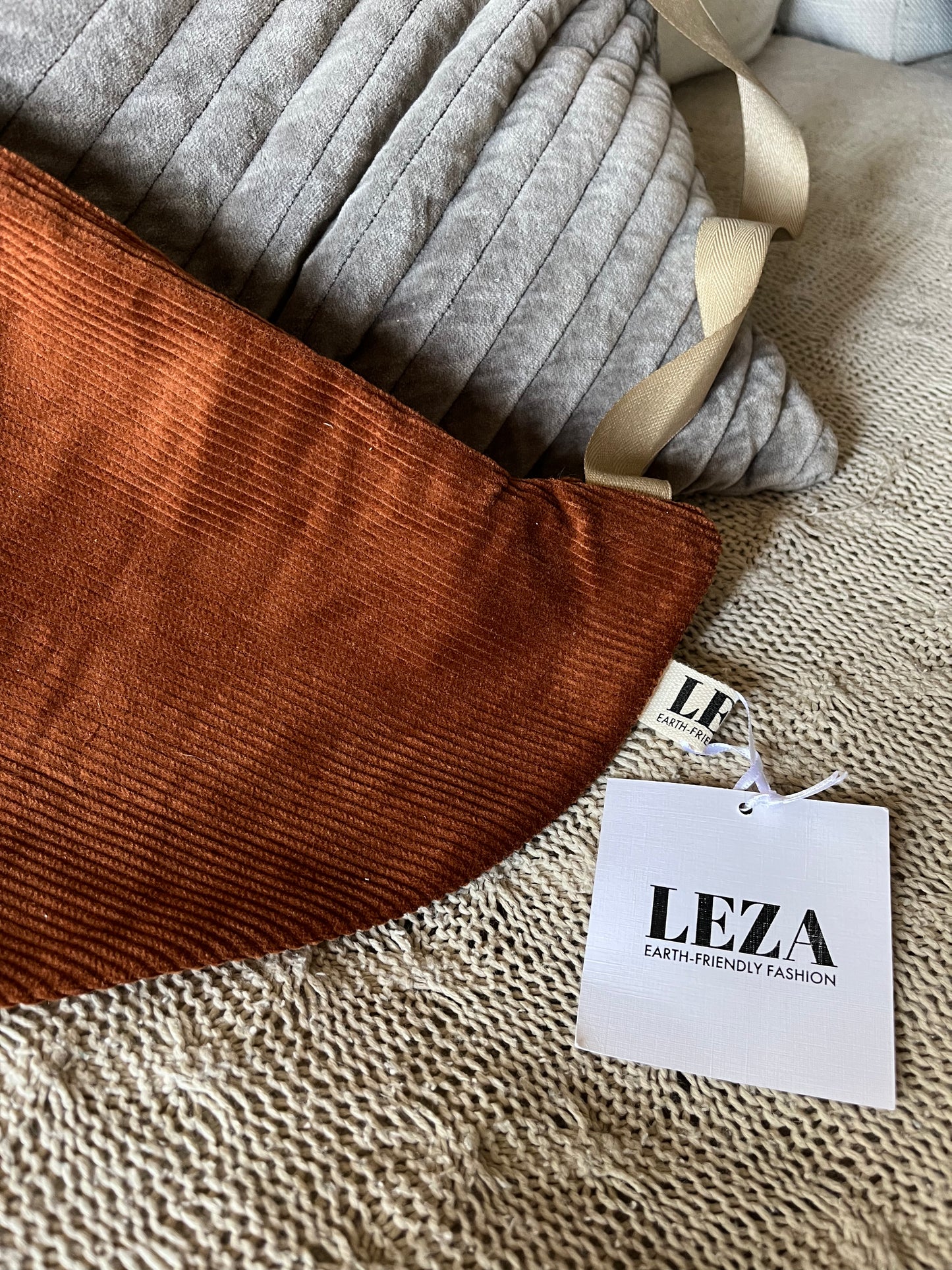 LEZA Moon Bag Rib