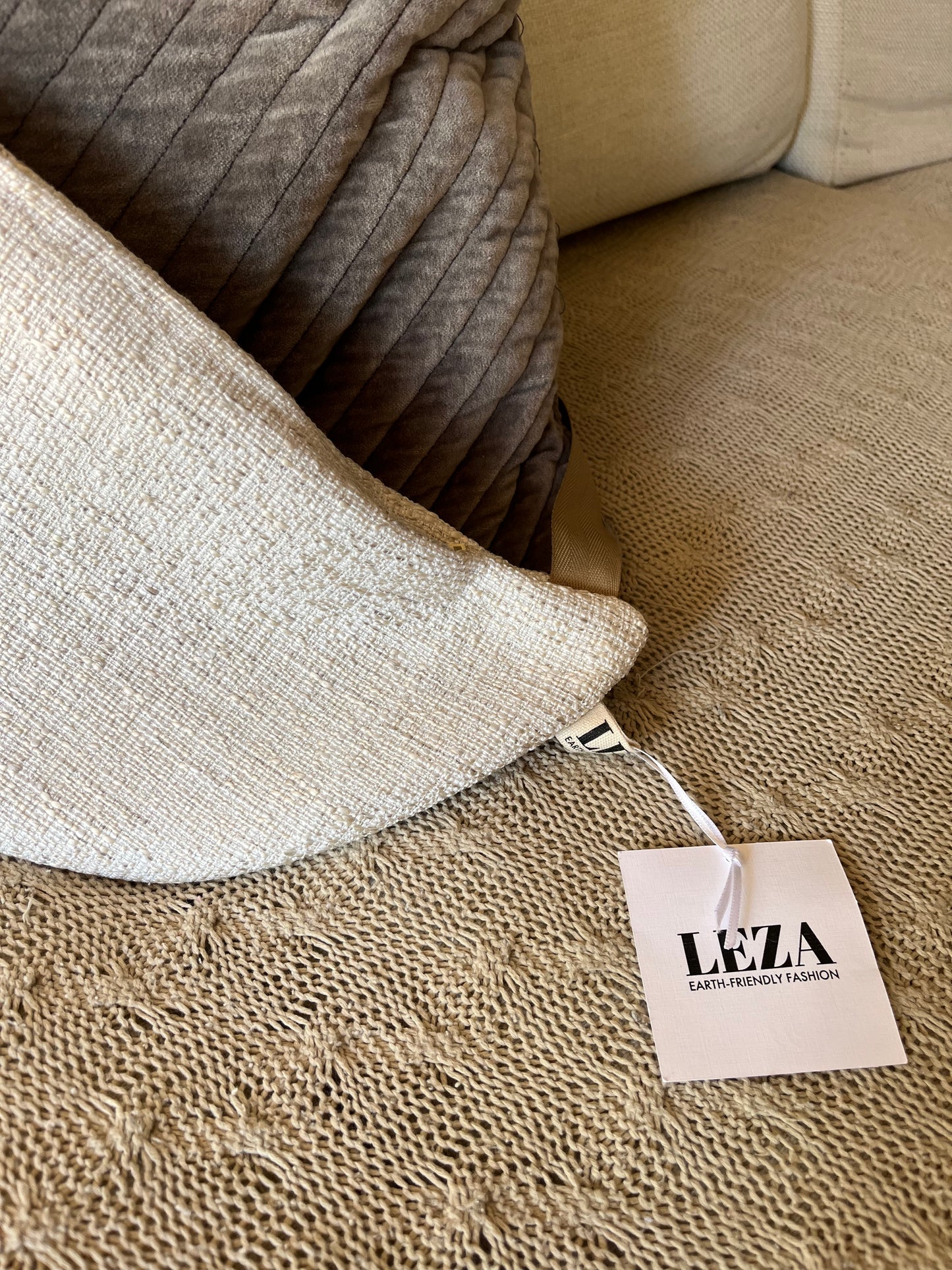 LEZA Moon Bag Sand