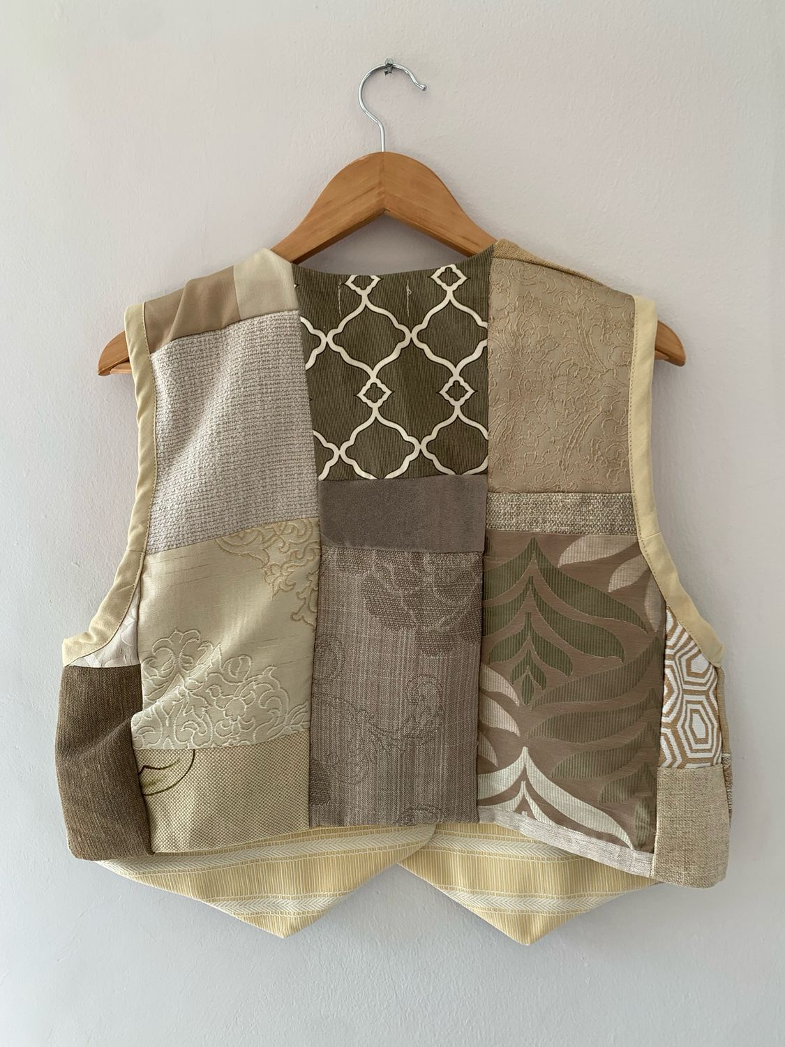 LEZA Waistcoat Honey