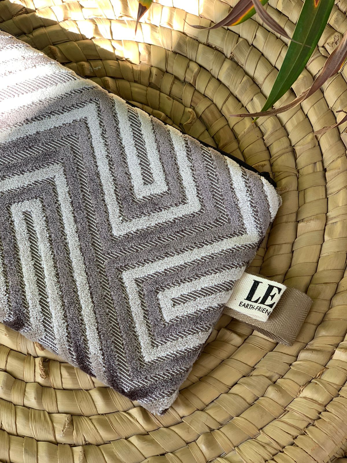 LEZA Travel Pouch Grey