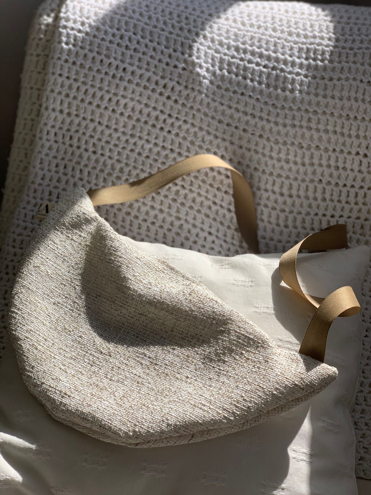 LEZA Moon Bag Sand