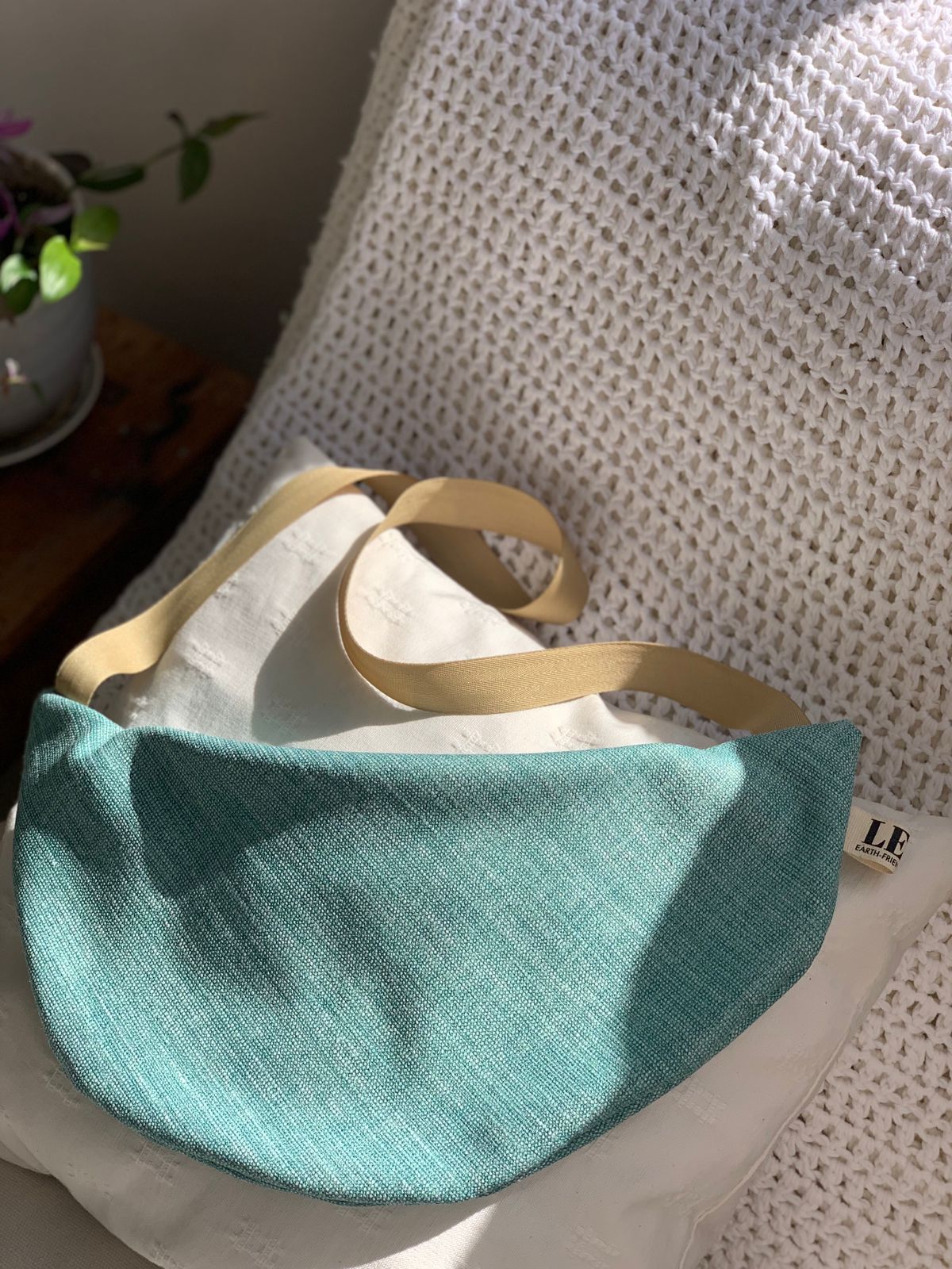 LEZA Moon Bag Turquoise